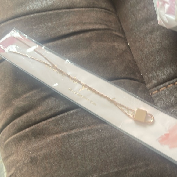 Keep It Lock Necklace. Rose Gold NWT - Picture 2 of 3